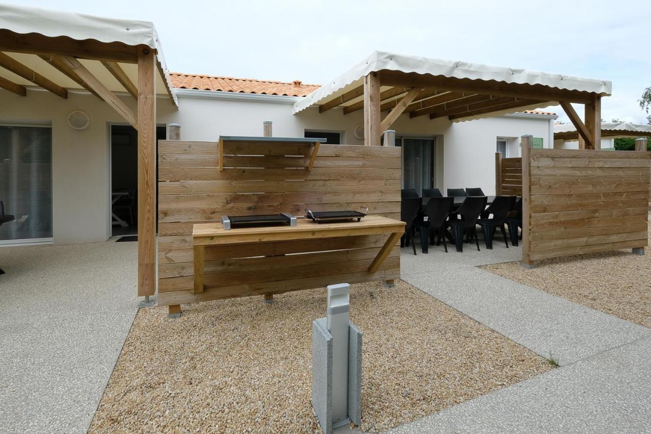 Au Logis Des Muriers Vairé Exteriör bild